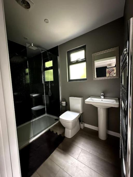 Beautiful Cabin With Pond View Steyning Ngoại thất bức ảnh